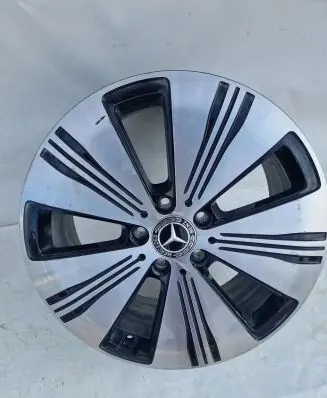 Mercedes-Benz EQA R18 alloy rim 