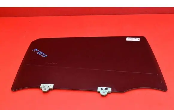 Rear door window glass