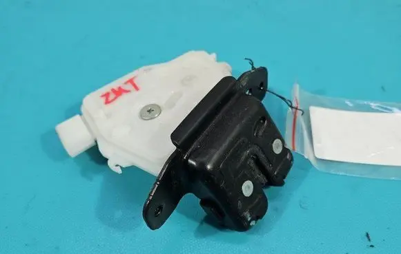 Toyota Auris E180 Tailgate/trunk/boot lock/catch/latch IMPRK1429561