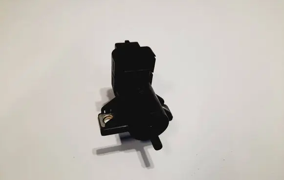 Infiniti FX Valve vacuum 