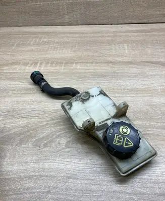 Ford C-MAX I Brake fluid reservoir 03350886381