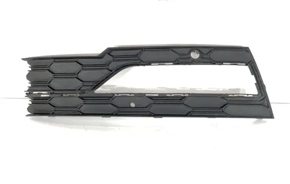 Skoda Octavia Mk4 Front fog light trim/grill 5E3807681