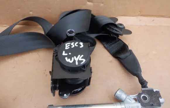 Ford Escape IV Front seatbelt LJ6BS612D65AD3JA6