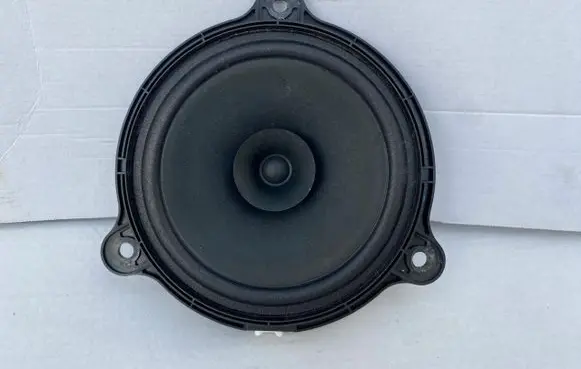 Opel Movano C Front door speaker