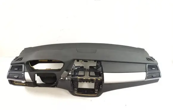 BMW X5 E70 Dashboard 5145698241902 70W109606 697805204