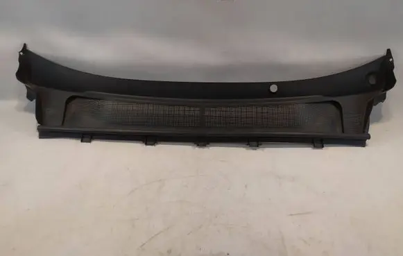 Renault Modus Front bumper skid plate/under tray 8200259284