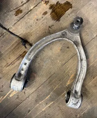 Mercedes-Benz EQC Other front suspension part WDD