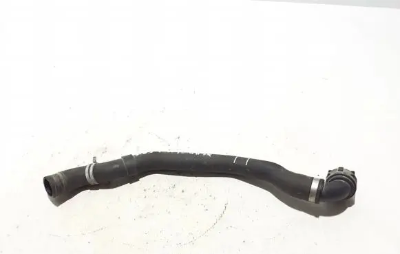 Volvo XC40 Engine coolant pipe/hose 32222081