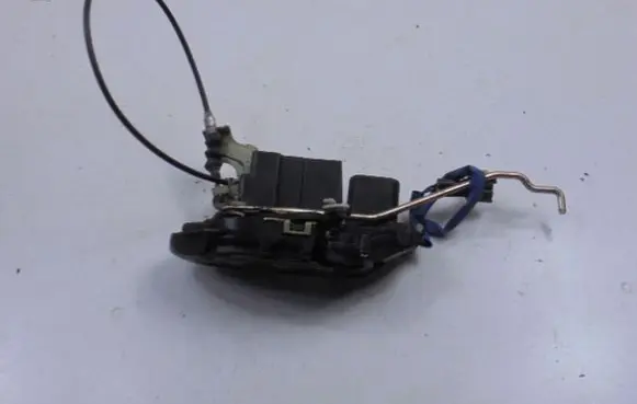 KIA Carnival Front door lock