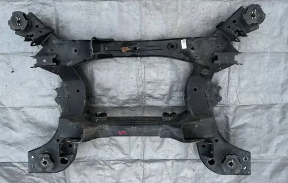 Jeep Grand Cherokee WL Rear axle beam with reductor 