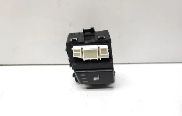 BMW 5 E60 E61 Seat heating switch 9159052