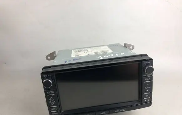 Mitsubishi Outlander Radio/CD/DVD/GPS head unit 8750A451