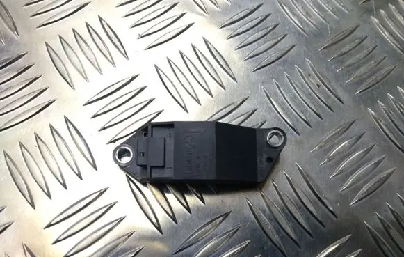 Mercedes-Benz E W211 Airbag deployment crash/impact sensor A0018209326