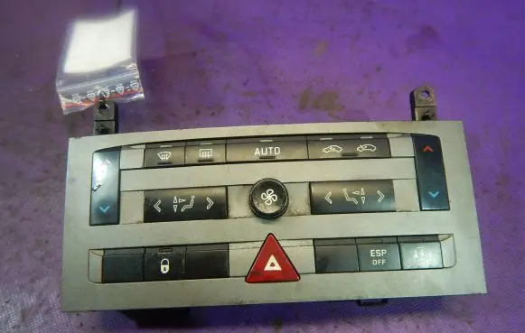 Peugeot 407 Interior fan control switch 96573322YW