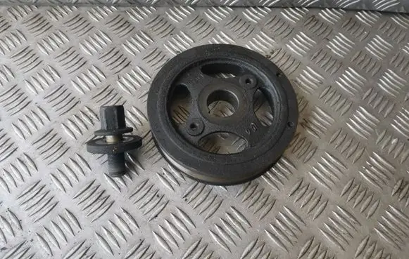Toyota Corolla Verso AR10 Crankshaft pulley