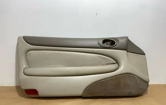 Jaguar XK8 - XKR Front door card panel trim