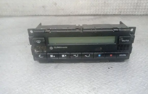 Volkswagen Golf IV Climate control unit