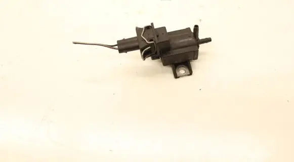Lexus IS 220D-250-350 Turbo solenoid valve 258600R010