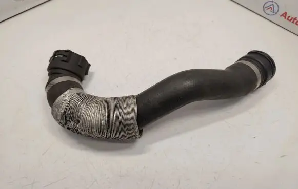 BMW 1 E81 E87 Engine coolant pipe/hose 17127552404