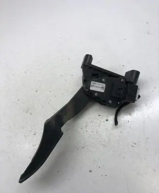 Opel Zafira A Accelerator throttle pedal 9202341BT 9202341 6PV00811400