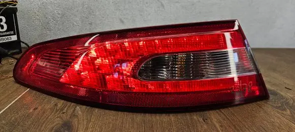 Rear/tail lights