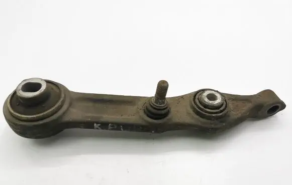 Mercedes-Benz E W211 Front lower control arm/wishbone 2113331114