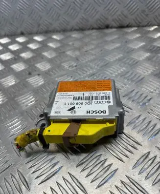 Volkswagen Phaeton Airbag control unit/module 3D0909601E 0285001733