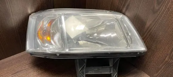 Volkswagen Transporter - Caravelle T5 Headlight/headlamp 7H1941016S