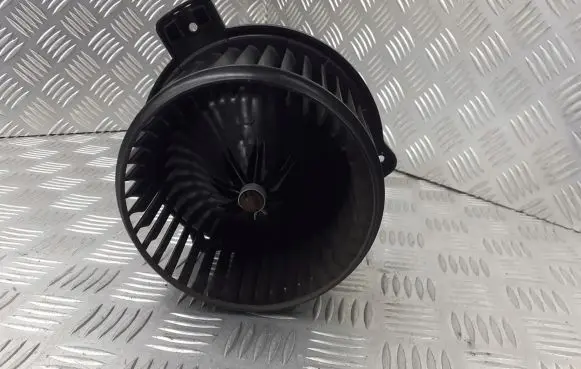 KIA Rio Front door blower motor B30883-0170