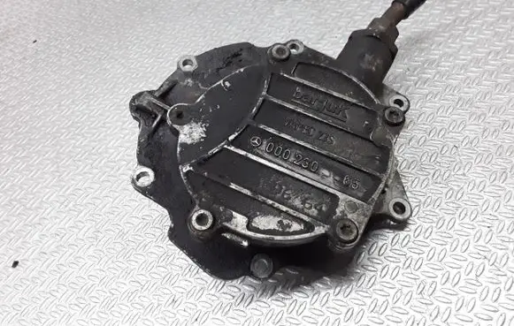 Mercedes-Benz E W210 Vacuum pump 00023065