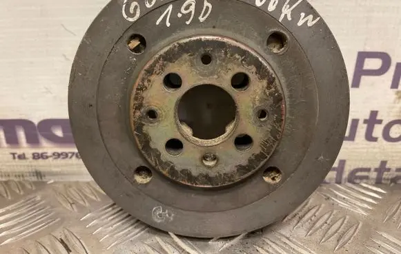 Volkswagen Golf IV Crankshaft pulley