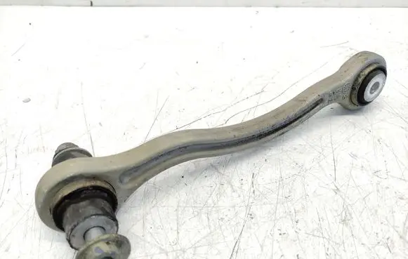 Mercedes-Benz C W205 Rear control arm A2053506603 20402RSA8