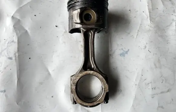 Toyota Land Cruiser (J120) Piston with connecting rod 09624K
