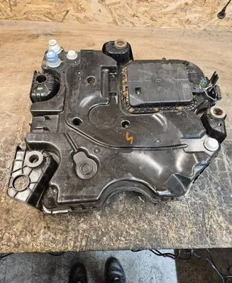 Peugeot 5008 AdBlue liquid reservoir 9807475680