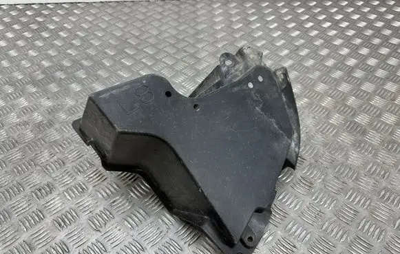 Toyota Auris E180 Rear bumper underbody cover/under tray 5822802010