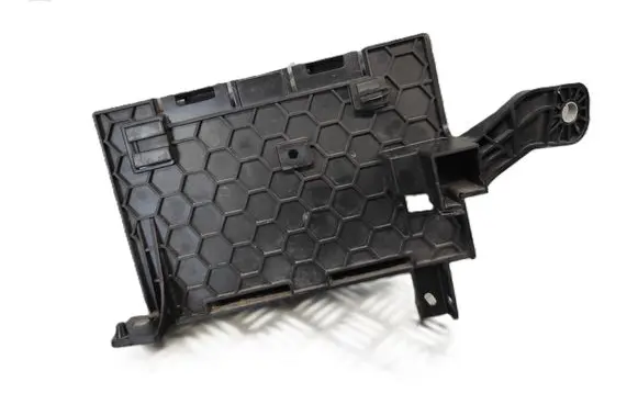 Other engine bay part