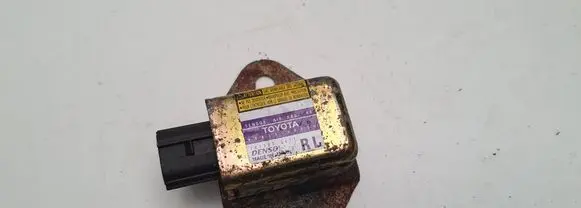 Toyota Land Cruiser (J120) Airbag deployment crash/impact sensor 8983360010
