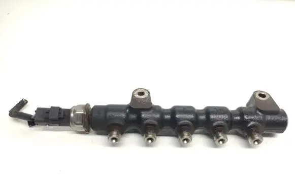 Volvo C30 Fuel main line pipe 9654592680 9655465480