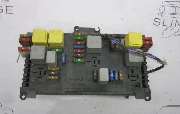 Mercedes-Benz Vito Viano W639 Fuse module A6395450101