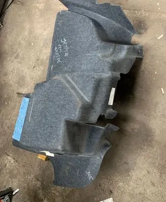 Volkswagen Jetta VI Trunk/boot lower side trim panel 5c6867427