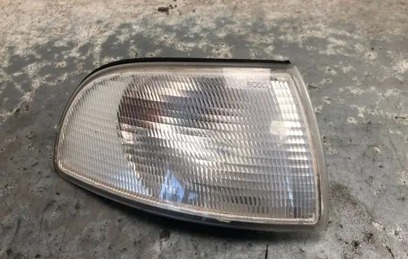 Audi A8 S8 D2 4D Front indicator light 4D0953050