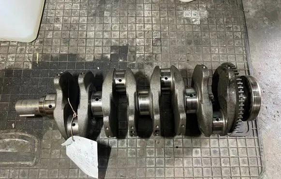 Opel Astra J Crankshaft 