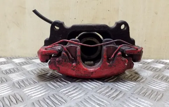 Volkswagen Scirocco Front brake caliper