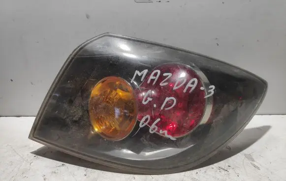 Mazda 3 I Rear/tail lights