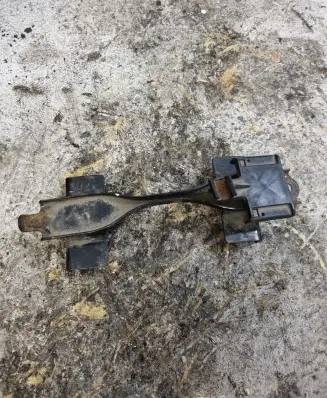 Toyota Yaris Battery bracket 