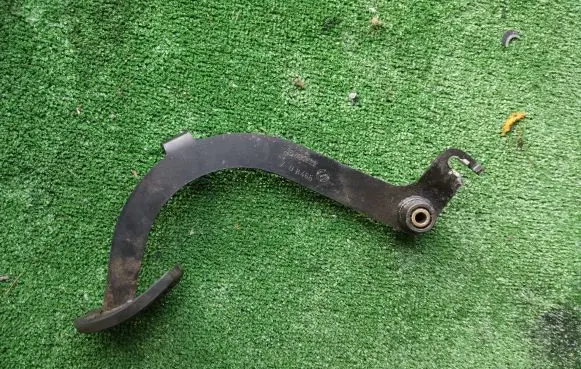 Fiat Barchetta Clutch pedal 46724222