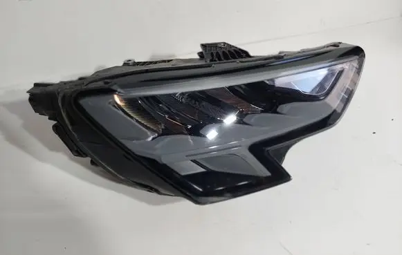 Audi A3 8Y Headlight/headlamp 8Y0941012