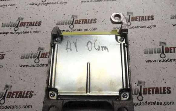 Toyota Avensis T250 Airbag control unit/module 89170-05161