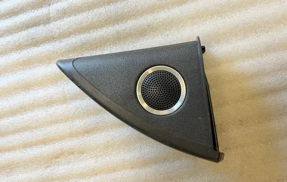 Audi A5 8T 8F Front door speaker 8F0035399 8F0035424A