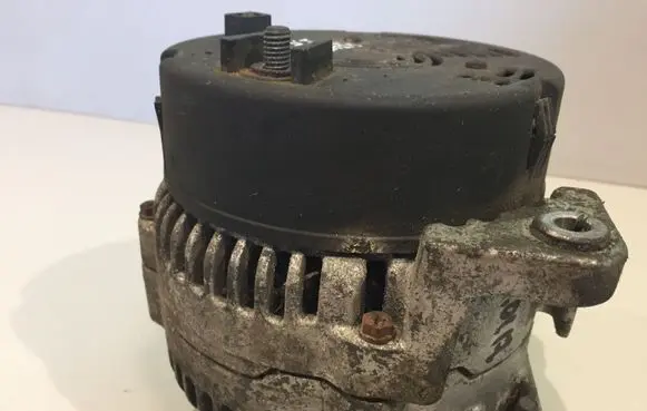 Volvo S70 V70 V70 XC Generator/alternator 9162683 0123505014